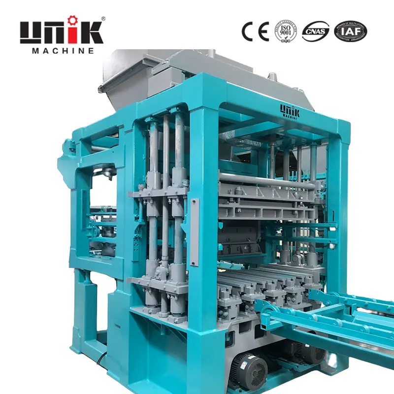 بررسی مزایای ماشین های بلوک اینترلاک در صنعت ساخت و ساز